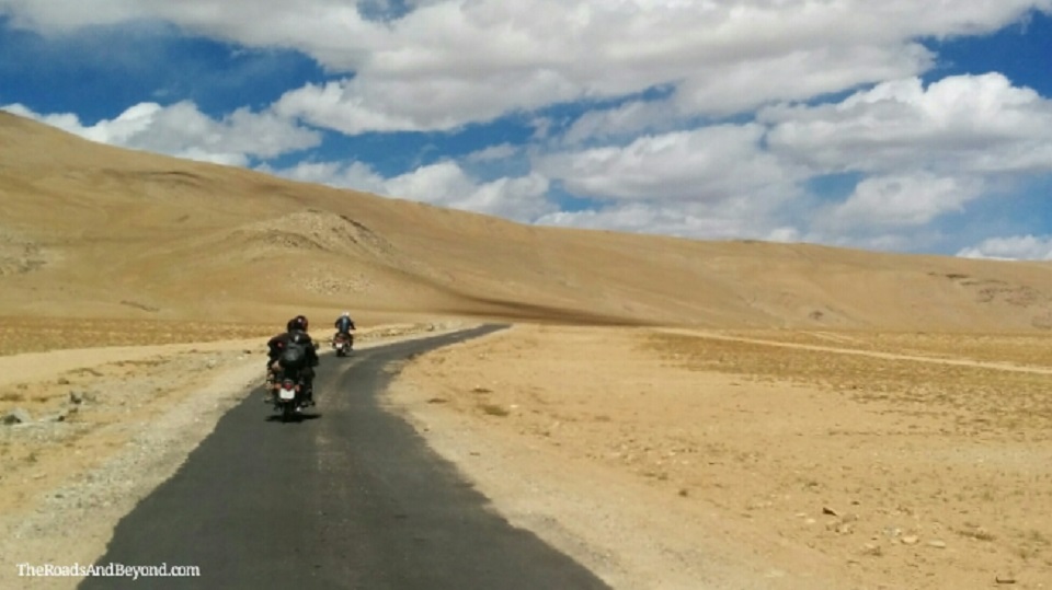 leh ladakh ride image